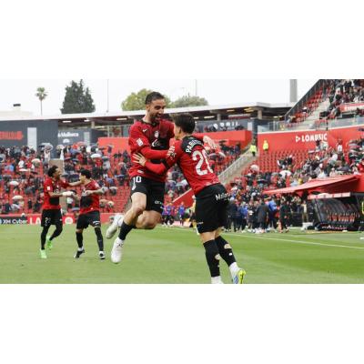 Muriqi hace historia y saca al Mallorca del descenso