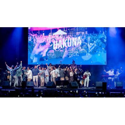 Hakuna, el grupo que ha movilizado a cientos de jóvenes cristianos ofrecerá un concierto en Pamplona