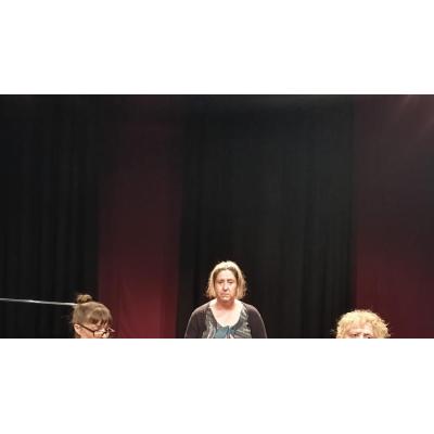 Ventura Ruiz lleva a escena la invisibilidad de las mujeres mayores