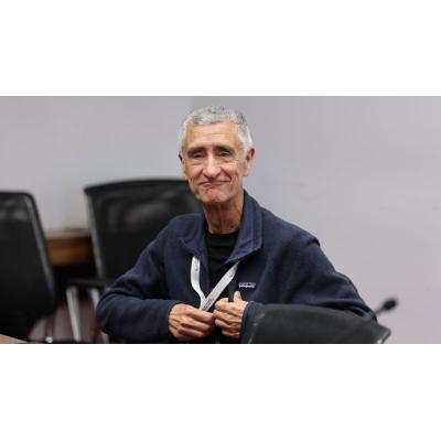Antxon Alonso acompañó a Uxue Barkos a una reunión con el director de Geoalcali en 2015