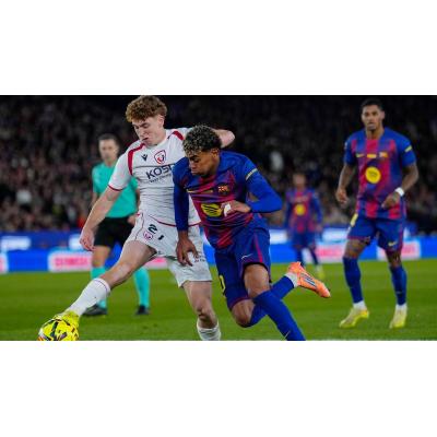 Osasuna ya conoce el horario para recibir al Barcelona de Lamine Yamal en El Sadar