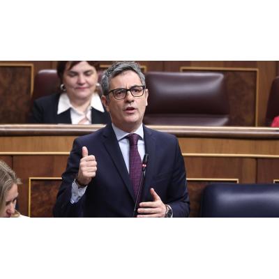 El PP compara a Bolaños con un ministro de Orbán y lo acusa de amedrentar a jueces