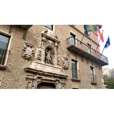 Pamplona convoca una plaza de personal técnico en grado medio de Archivo