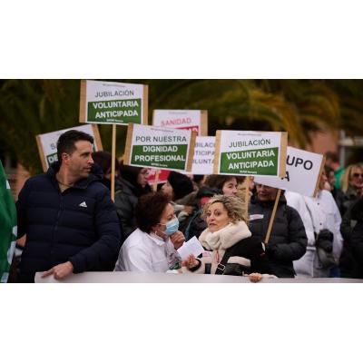 El sindicato de enfermeras estalla por las declaraciones de una médico en el Parlamento de Navarra