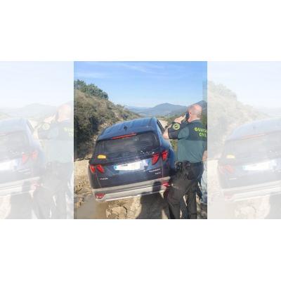 El barro atrapa a dos turistas en una pista del Perdón y la embajada de Corea del Sur pide ayuda para rescatarles