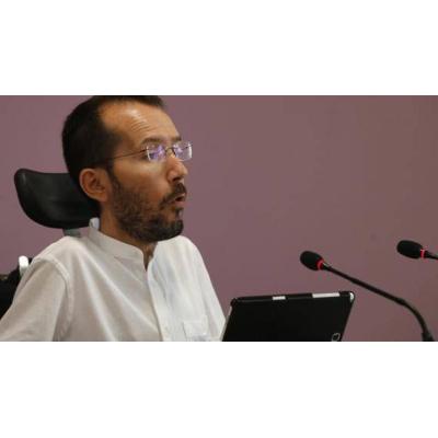 La Audiencia de Madrid absuelve a Echenique por su tuit sobre los abusos en la Iglesia