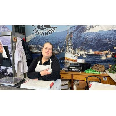 El histórico puesto de bacalao que resiste en Pamplona: Amaya desvela su receta casera de ajoarriero