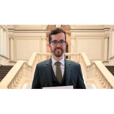 Un graduado de la Universidad Pública de Navarra recibe un premio internacional a su tesis doctoral, defendida en Oxford