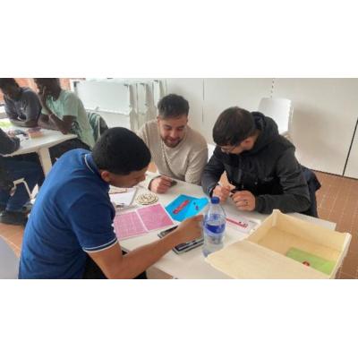 Pamplona impulsa un programa que ha abierto nuevas opciones laborales a 46 jóvenes vulnerables