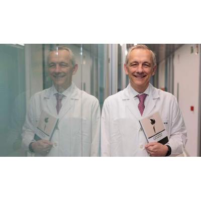 Javier Schlatter, psiquiatra de la Clínica Universidad de Navarra: "El sufrimiento no es incompatible con la felicidad"