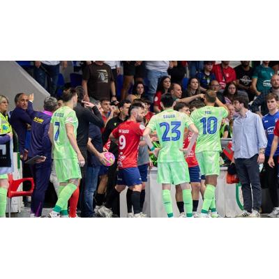 El acta del Osasuna Magna-Barça recoge una bofetada del presidente del Xota al técnico visitante