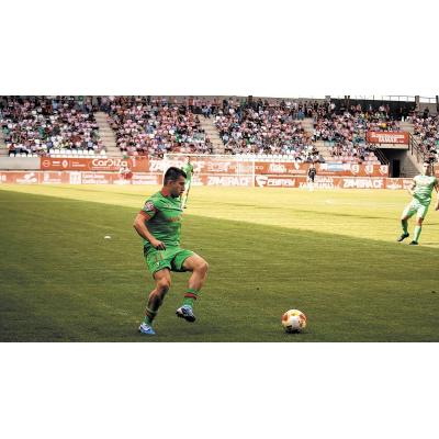 Un gol en el minuto 89 sentencia a Osasuna Promesas en el Ruta de la Plata