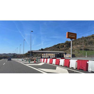 El misterio de la gasolinera cerrada en Navarra: un edificio fantasma en plena autovía del Camino