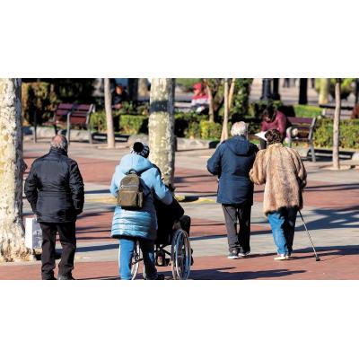 Trabajadores y empresas han pagado ya más de 13.100 millones extra para costear las pensiones del 'baby boom'