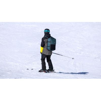La empresa de Navarra que lanza una mochila para entrenar, trabajar y viajar sin cargar con varias bolsas