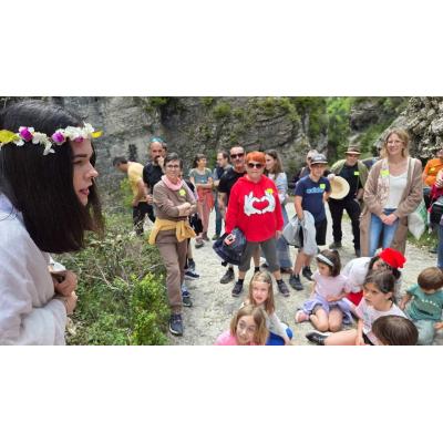 El bosque mágico que vuelve junto al Monasterio de Iranzu con brujas, monjes y un final musical inesperado