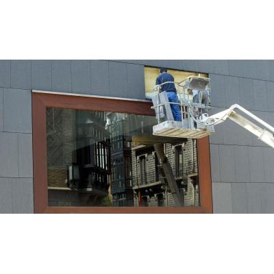 El Baluarte necesitará 2,6 millones para arreglar las losas de la fachada: el sistema de anclaje no era adecuado