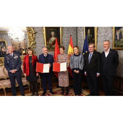 El ministro Torres anuncia acuerdos para el traspaso a Navarra de las competencias de I+D+i y Becas