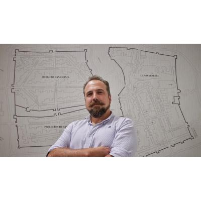 Cervantes, gigante en un mundo de gigantes, protagonista en Pamplona