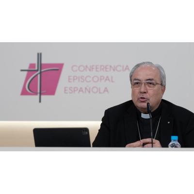 Los obispos piden "prioridad de Evangelio" frente a "prioridad nacional": "La Iglesia no estará nunca en excluir al otro"