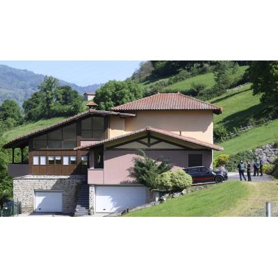 Hallan a un hombre muerto y a su mujer herida muy grave por disparos en lo que apunta a un suicidio