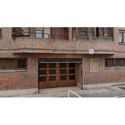 Cuatro detenidos y 26 denunciados por intentar ocupar un local parroquial en un barrio de Pamplona