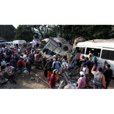 Al menos catorce muertos y cerca de 40 heridos en un atentado con bomba en Colombia