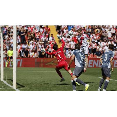 El Rayo se sobrepone a la Real Sociedad y al VAR