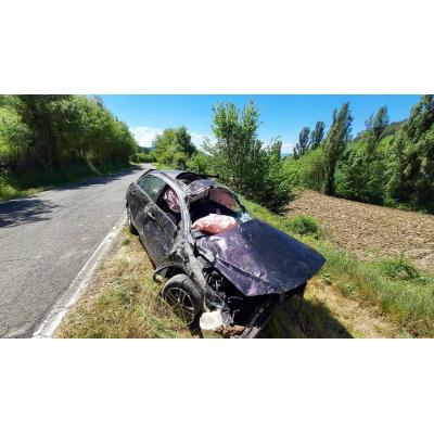 Fotos del accidente con un herido grave de 27 años en Egüés
