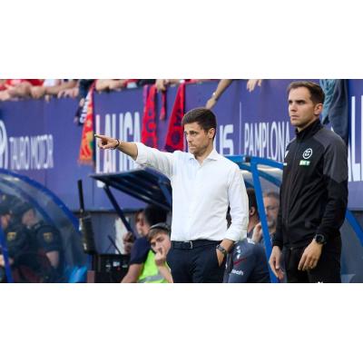 Lisci dedica el triunfo solo a un grupo de jugadores de Osasuna tras vencer al Sevilla en El Sadar
