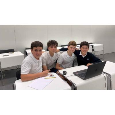 El colegio de Pamplona que se ha convertido en el "cerebro" de Navarra: representará a la Comunidad en una olimpiada nacional