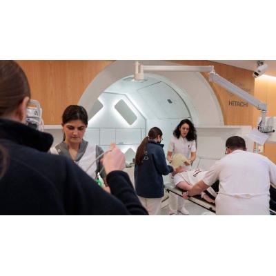 La Clínica Universidad de Navarra confirma el éxito de su protonterapia contra el cáncer seis años después
