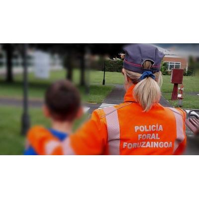 Dos niños llaman al 112 y permiten detener a dos hombres violentos en sus casas: "Fueron valientes y decididos"