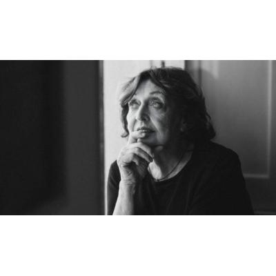 La célebre escritora catalana que tendrá un documental sobre su vida, sus viajes y su literatura