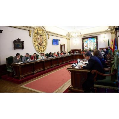 El Ayuntamiento de Asiron reconoce 493 casos de inmigrantes empadronados en unidades de barrio en Pamplona