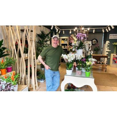 Juantxo deja su floristería en Tafalla después de 44 años: “Me gustaría que siga abierta porque funciona”