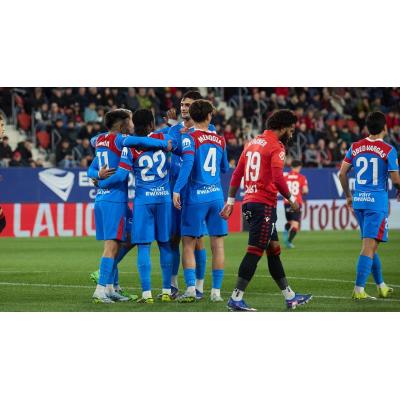 El buen partido de Osasuna ante el Atlético de Madrid no tiene premio en El Sadar y el descenso se acerca