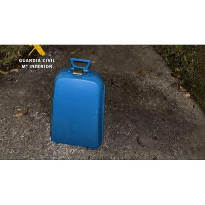 Artificieros de Guardia Civil intervienen tras localizar una nueva maleta abandonada en un pueblo de Navarra