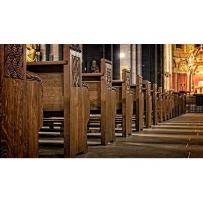 Los jesuitas apartan de actividades a un sacerdote investigado por abuso sexual en Pamplona