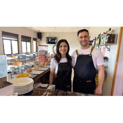 Josecho y Mila, los cocineros que han encontrado en un pueblo de Navarra su oportunidad: "Tenemos muchas ganas"