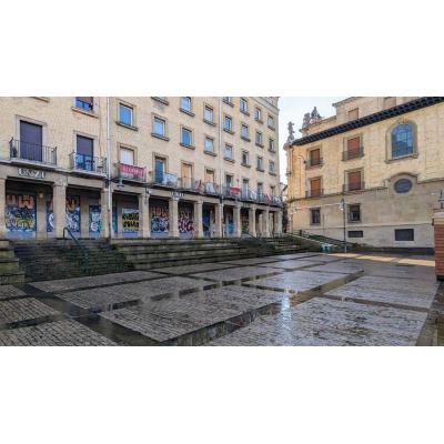 Juzgan a un marroquí que atacó a unas chicas de 15 años en Pamplona: las golpeó y a una le hizo tocamientos