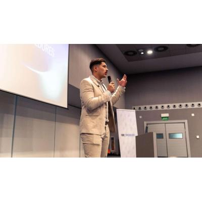 Emprenology: la escuela de negocios específica para negocios físicos del día a día