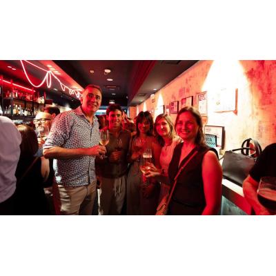 El bar que cumple 10 años en Pamplona con arte, pinchos premiados y un evento para recordar