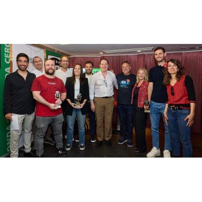 Raúl García de Haro y María Asurmendi reciben los galardones de Onda Cero del deporte navarro