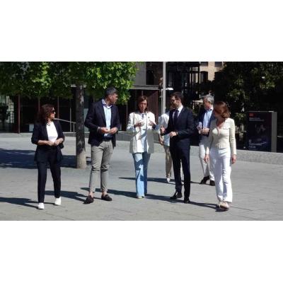 El PP frena la moción de censura a Sánchez y le compara con Nerón: "Toca la lira mientras España arde"
