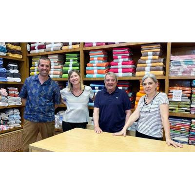 La tienda familiar que cumple 75 años en el centro de Pamplona y tiene un detalle con sus clientes