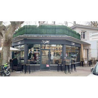 Pinchos, cazuelicas y mucha historia: así es el bar centenario que triunfa en un pueblo de Navarra