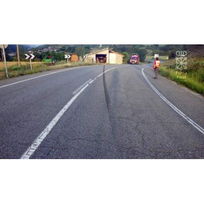 Muere un conductor de 38 años en Burgui tras salirse de la vía y chocar frontalmente contra un edificio en la carretera