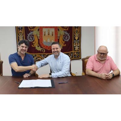 Tudela formaliza la llegada de un nuevo arquitecto municipal al Ayuntamiento