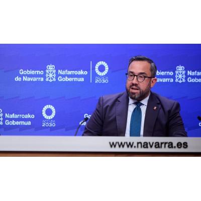Remírez no suspende su agenda tras la muerte de 5 policías forales y mantiene una rueda de prensa de propaganda: "La vida continúa"